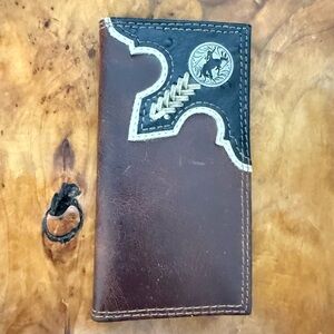 Justin Brown Leather Rodeo Ostrich Embossed Conch Wallet